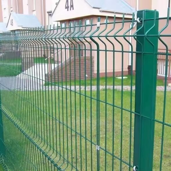 Galvanized Welded Curved Welded Metal Outdoor Welded Wire Mesh Fence
